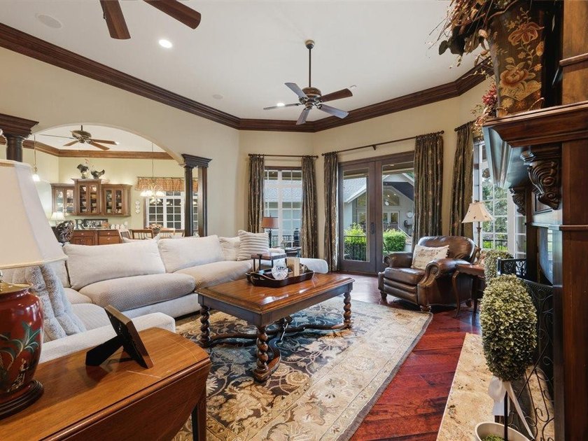 Welcome to this exceptional waterfront estate in prestigious - photo 25