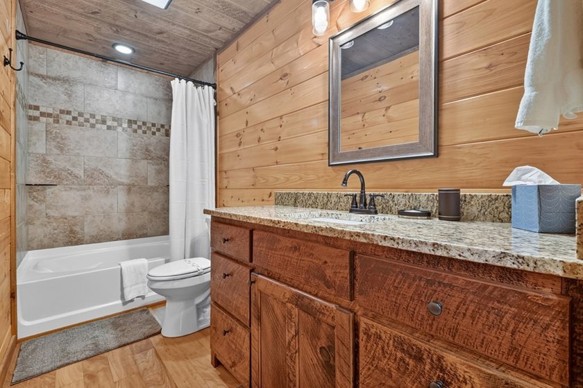Nestled in the heart of the Blue Ridge Mountains, this adorable - photo 30