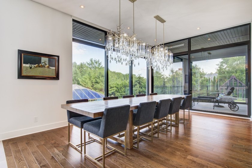 Refined architecture, dramatic living spaces, integrated - photo 13