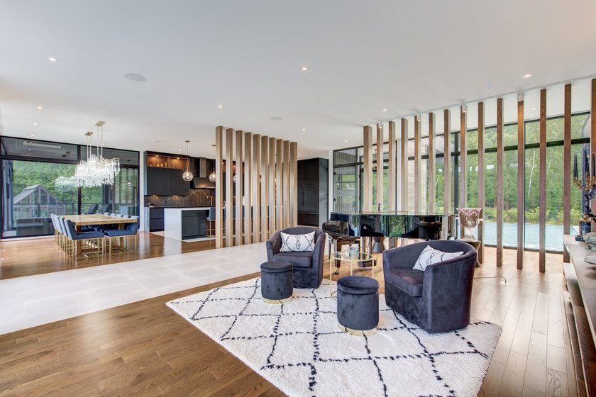 Refined architecture, dramatic living spaces, integrated - photo 15
