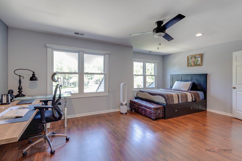 Welcome to this stunning golf course property offering an open - photo 22