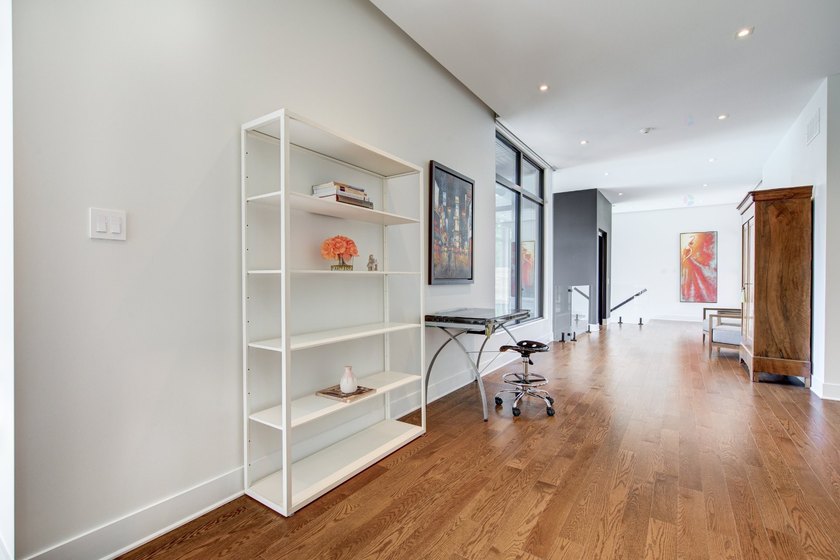 Refined architecture, dramatic living spaces, integrated - photo 42
