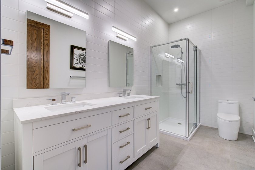 Refined architecture, dramatic living spaces, integrated - photo 49