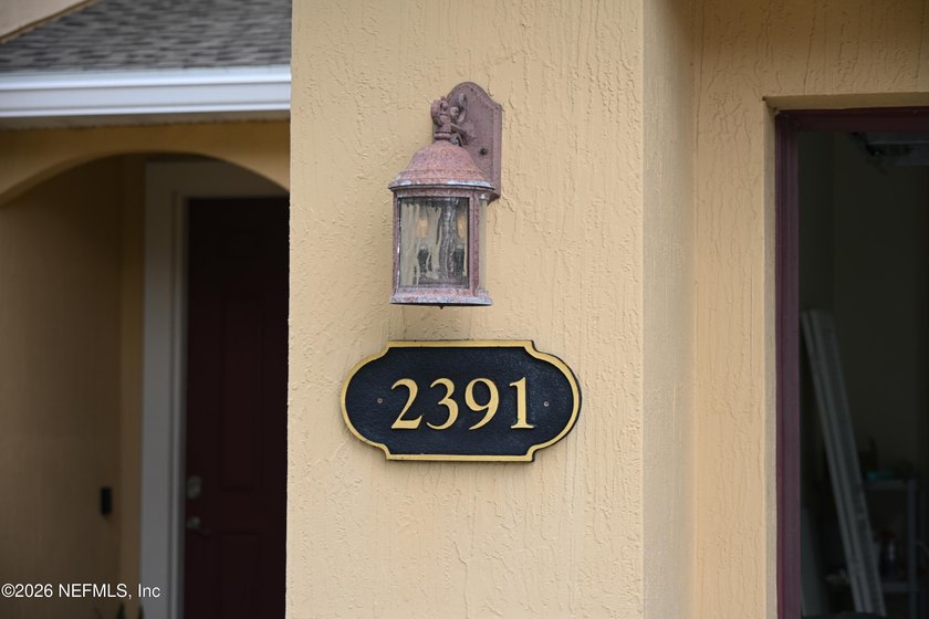 Welcome to this stunning 3-bedroom, 2.5-bathroom townhome where - photo 3