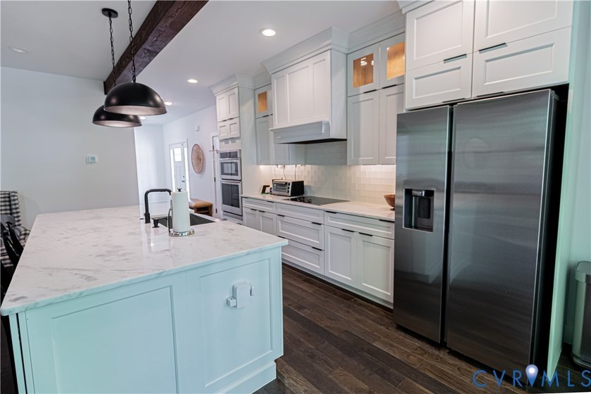 This gorgeous 3 bedroom (+guest suite/flex space) waterfront - photo 11