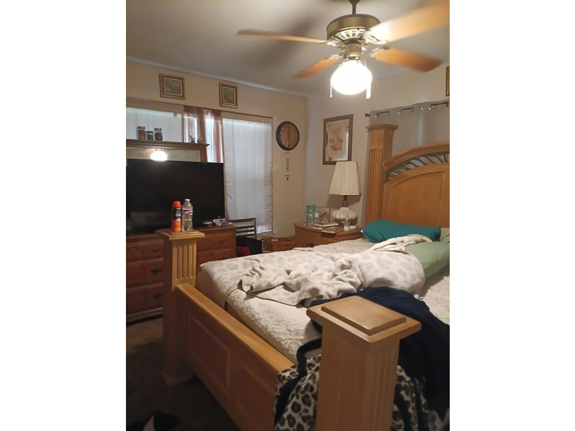 Calling all investors, renovators, and visionaries! Custom built - photo 11