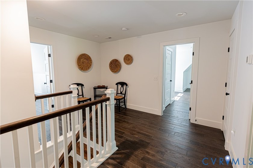 This gorgeous 3 bedroom (+guest suite/flex space) waterfront - photo 25