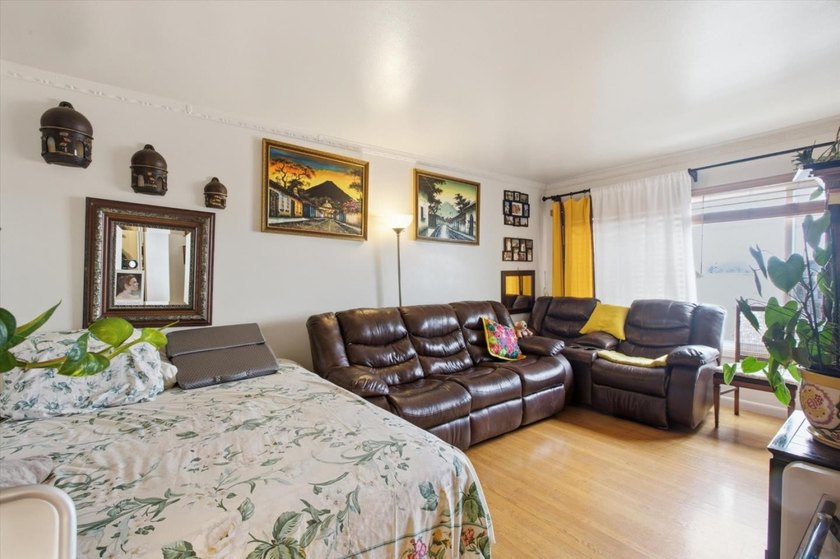 Welcome to this turnkey multi-unit investment opportunity in the - photo 5