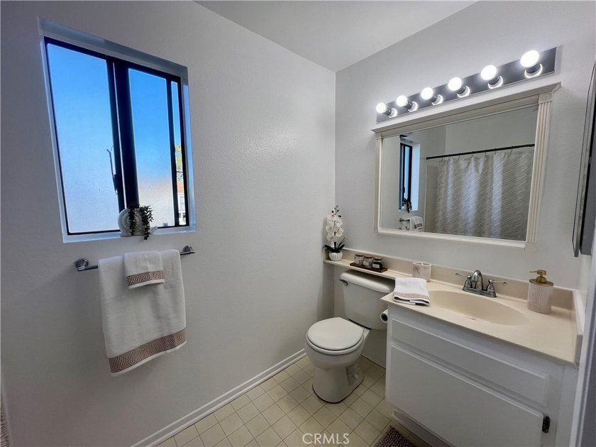 BACK ON THE MARKET AT NO FAULT OF THE SELLER! Motivated Seller!! - photo 7