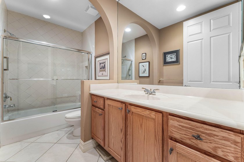 Enjoy effortless Florida living in this spacious first-floor - photo 18