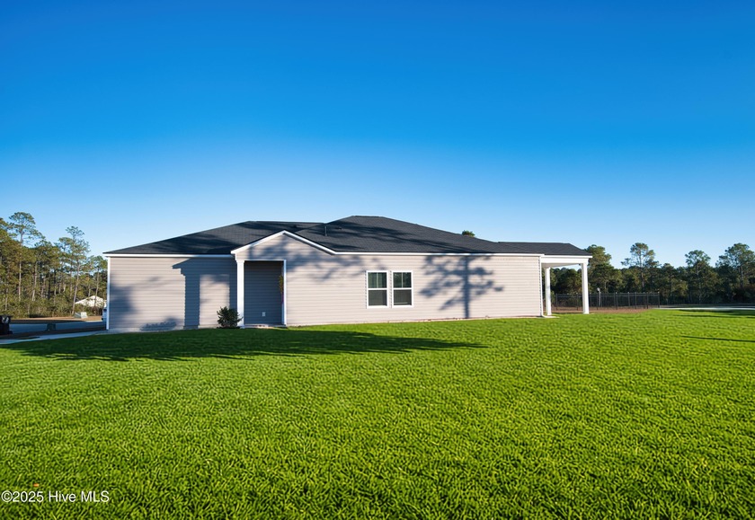 Location, Location, Location! This is THE ONE! Priced to sell - photo 5