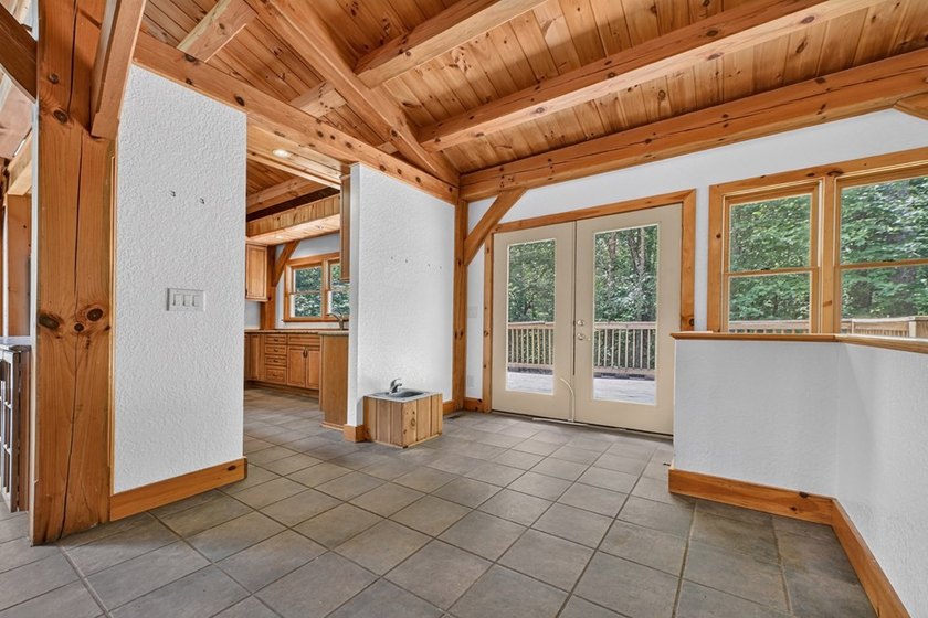 True Timber Frame Home on 49.43 private acres! Escape to your - photo 15