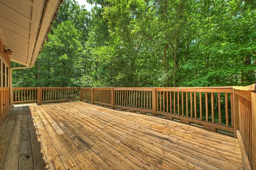True Timber Frame Home on 49.43 private acres! Escape to your - photo 45