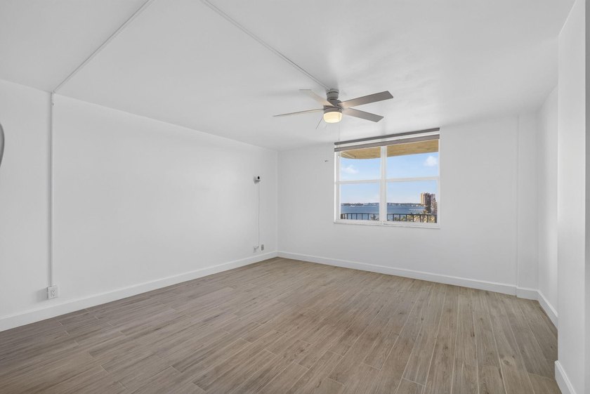 Enjoy breathtaking million-dollar Intracoastal and park views - photo 16