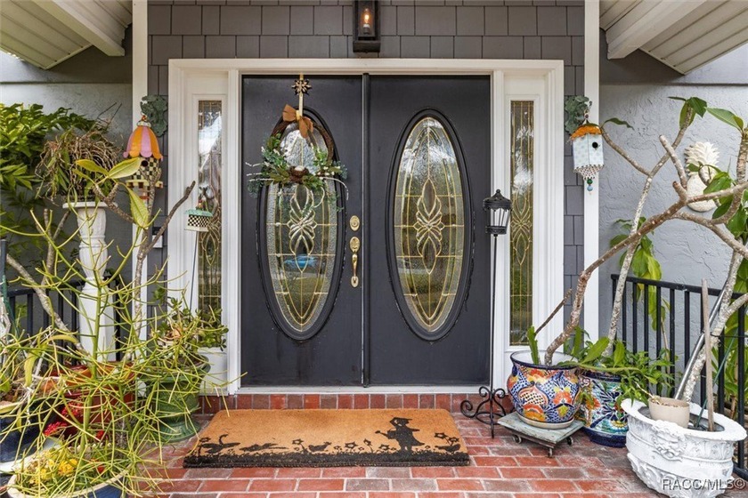 Live the elegant waterfront lifestyle you have always dreamed of - photo 8