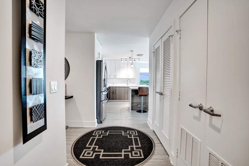 Experience the pinnacle of Delray Beach living at 236 SE 5th Ave - photo 21