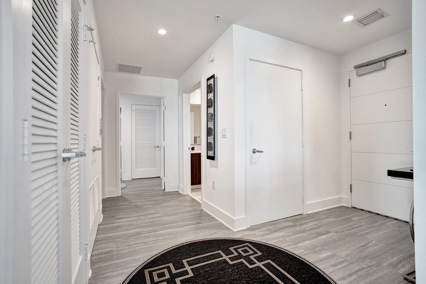 Experience the pinnacle of Delray Beach living at 236 SE 5th Ave - photo 22