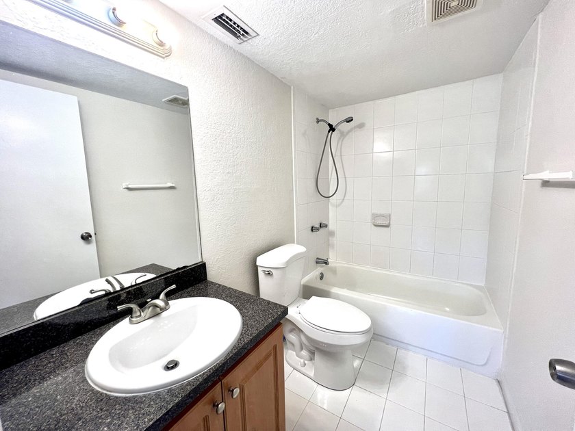 Beautifully renovated and currently leased through March 2027 - photo 9