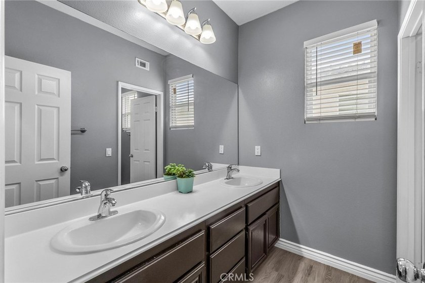 STOP SCROLLING-THE HOME EVERYONE WANTS JUST HIT THE MARKET! Golf - photo 50