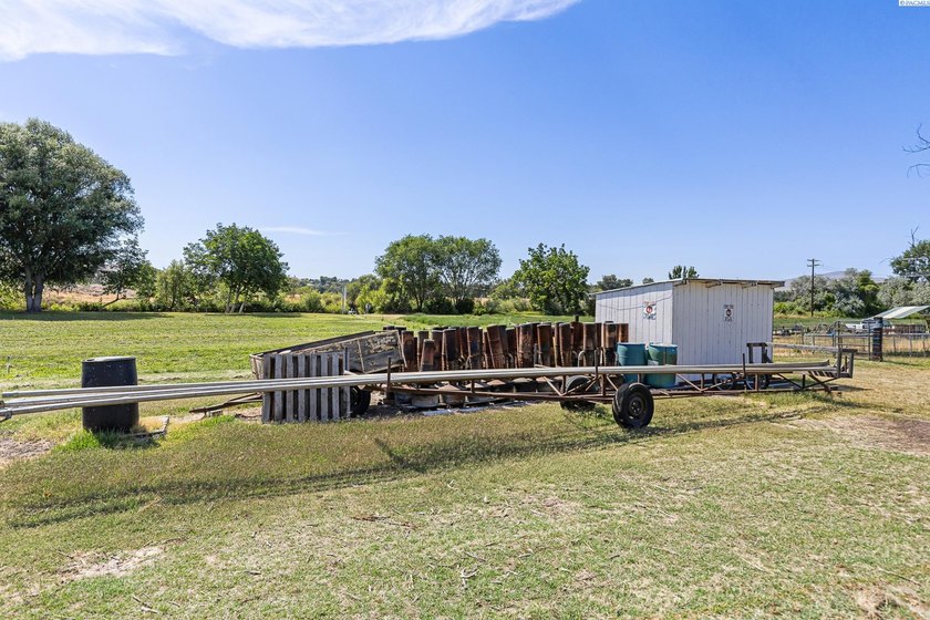 MLS# 294328 What if I told you that you could have a 3000sf - photo 15