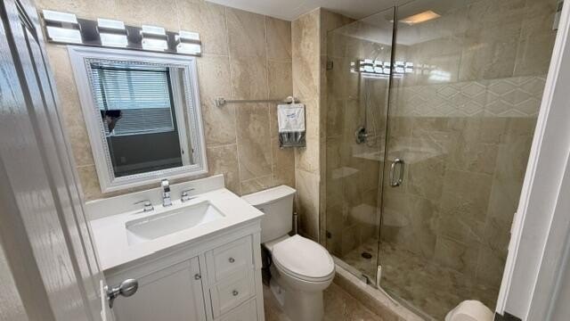 55+ COMMUNITY. unfurnished, Granite tops, renovated LOOKS LIKE A - photo 17