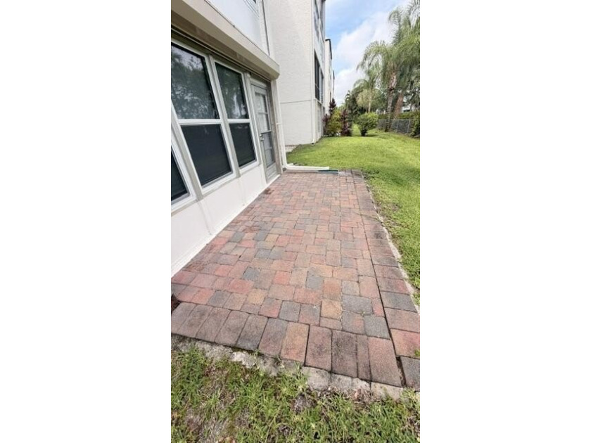 55+ COMMUNITY. unfurnished, Granite tops, renovated LOOKS LIKE A - photo 20
