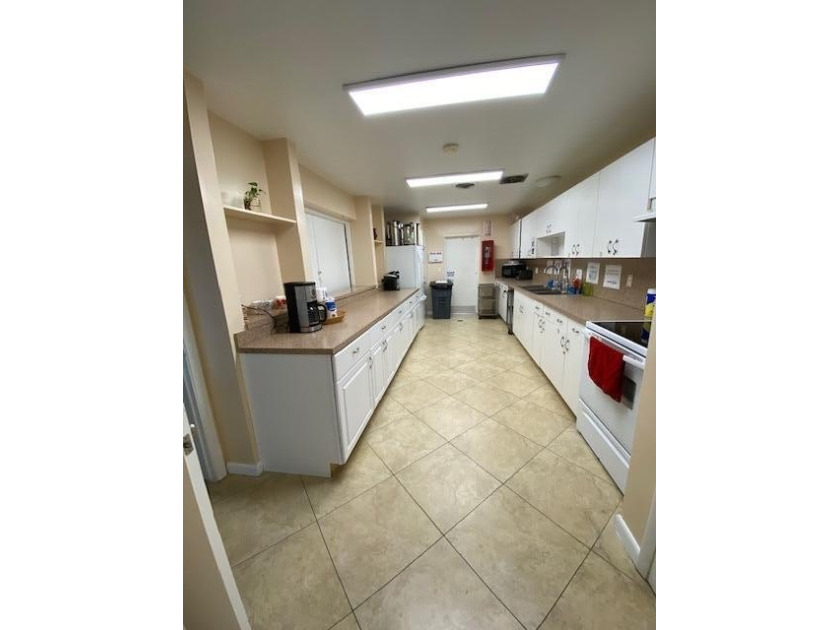 55+ COMMUNITY. unfurnished, Granite tops, renovated LOOKS LIKE A - photo 25