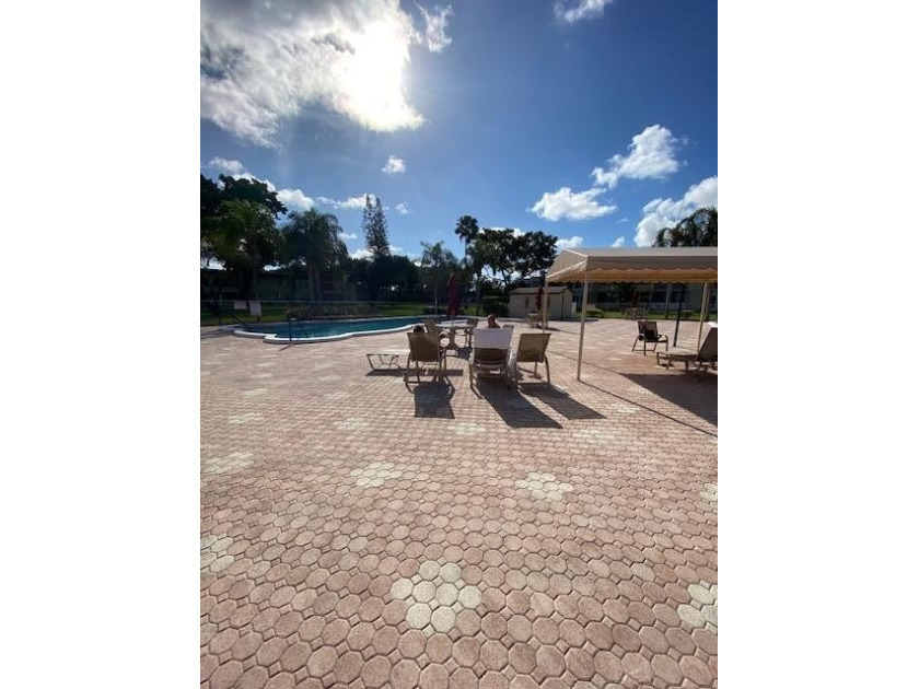 55+ COMMUNITY. unfurnished, Granite tops, renovated LOOKS LIKE A - photo 30