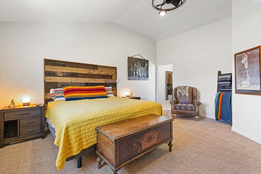 MLS# 294328 What if I told you that you could have a 3000sf - photo 35