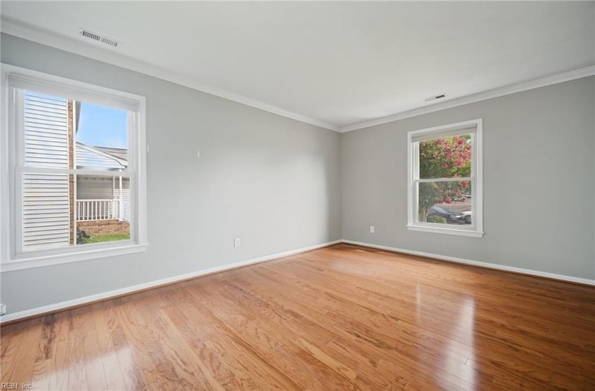 Beautiful ranch in Golf Course Community with no HOA fees. This - photo 5