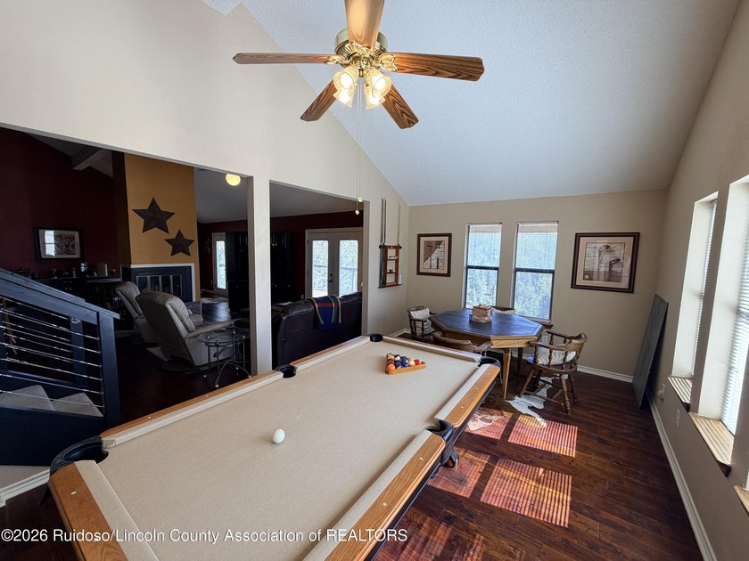 GREAT VIEWS WITH THIS MOUNTAIN STYLE HOME! Escape to this - photo 12