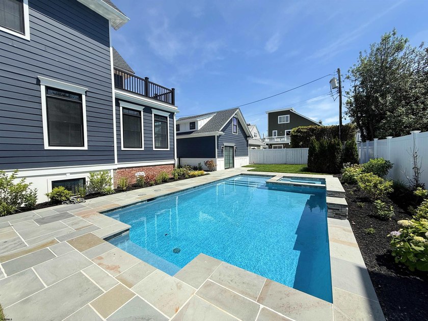 **OPEN HOUSE SATURDAY JUNE 27TH 11-1!! ** ALL NEW &amp; COMPLETELY - photo 31