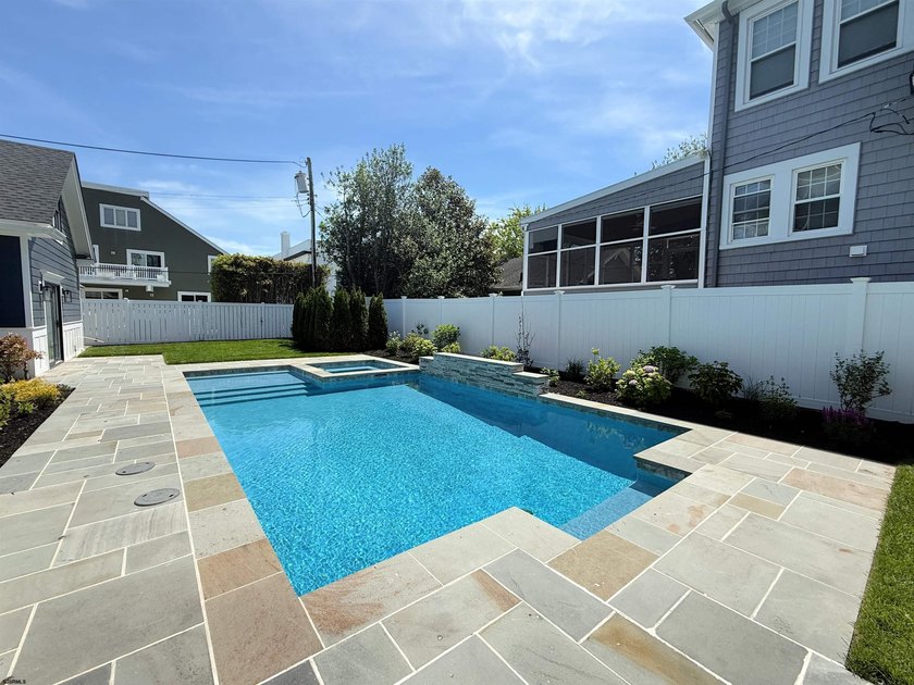 **OPEN HOUSE SATURDAY JUNE 27TH 11-1!! ** ALL NEW &amp; COMPLETELY - photo 32