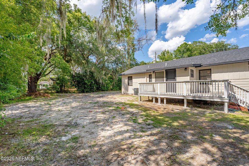 Amazing opportunity to own this beautifully renovated home. NO - photo 32