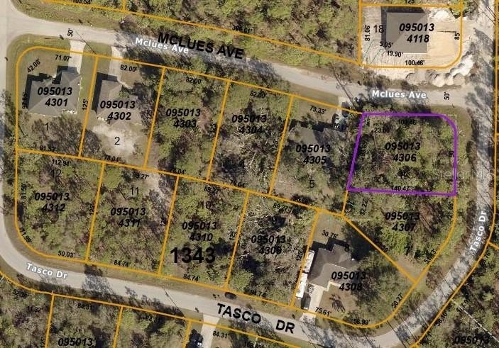 This Residential OVERSIZED Lot (12,435 SQ FT.) , sits in a quiet - photo 3