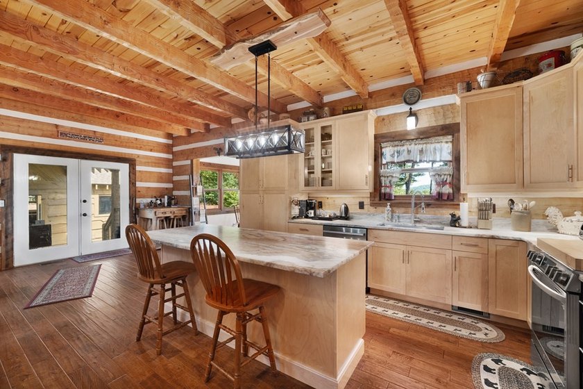 UNBELIEVABLE PRICE REDUCTION! *Mountain Views-Gated Community-In - photo 12