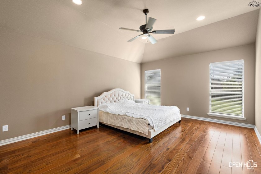 Beautiful 3-bedroom, 2-bath, 2-car garage home featuring - photo 13