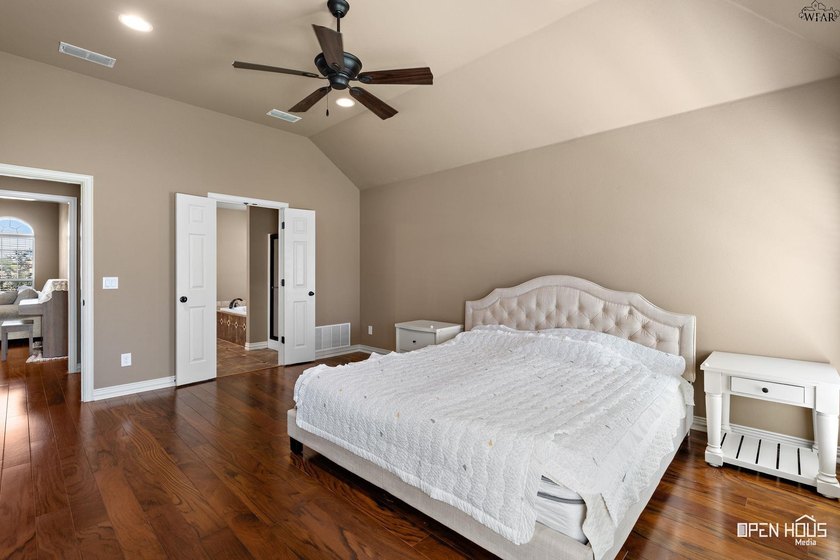 Beautiful 3-bedroom, 2-bath, 2-car garage home featuring - photo 14