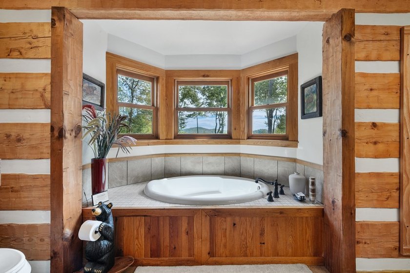 UNBELIEVABLE PRICE REDUCTION! *Mountain Views-Gated Community-In - photo 19