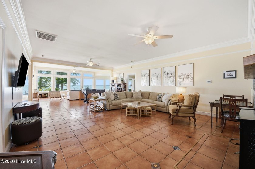 Welcome to your own private beachfront retreat on the shores of - photo 20