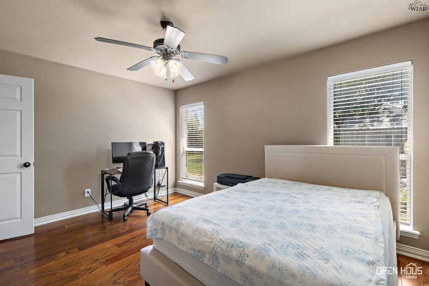 Beautiful 3-bedroom, 2-bath, 2-car garage home featuring - photo 21