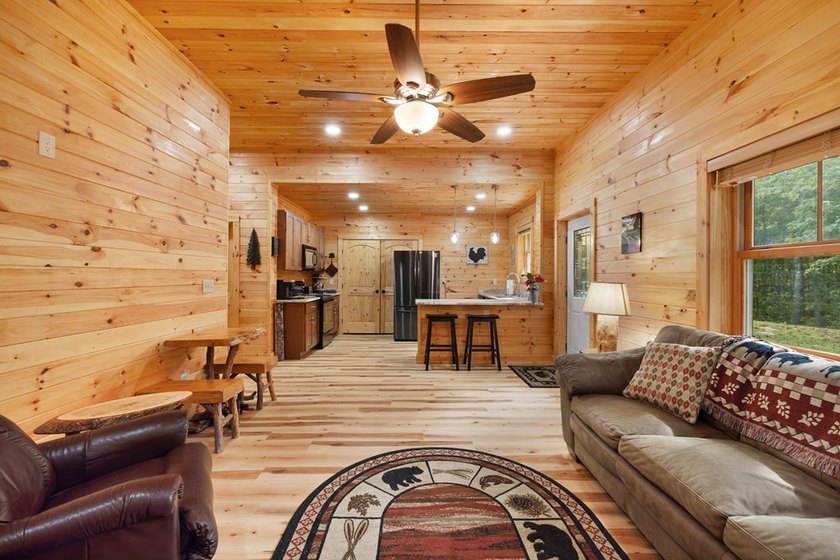 UNBELIEVABLE PRICE REDUCTION! *Mountain Views-Gated Community-In - photo 32