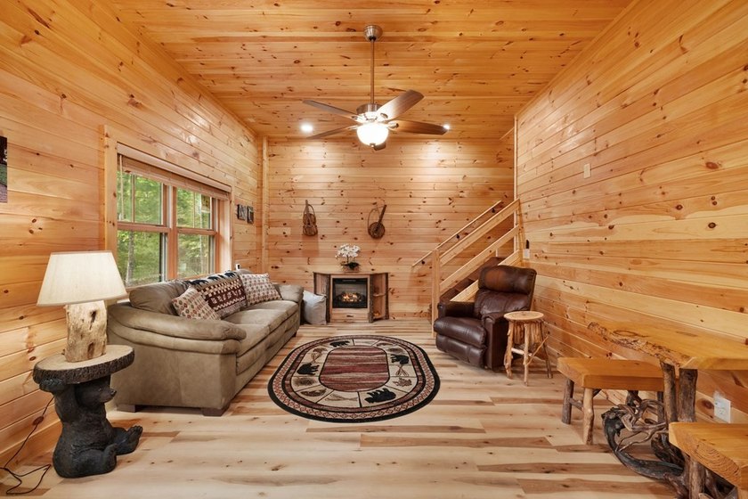 UNBELIEVABLE PRICE REDUCTION! *Mountain Views-Gated Community-In - photo 33