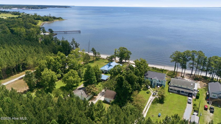 Welcome to your own private beachfront retreat on the shores of - photo 50