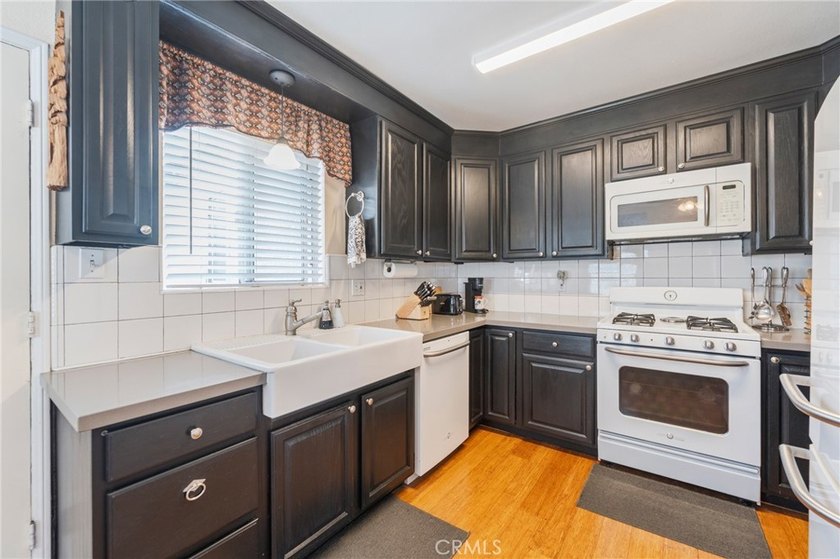 Welcome to this beautifully maintained, turnkey residence in - photo 10