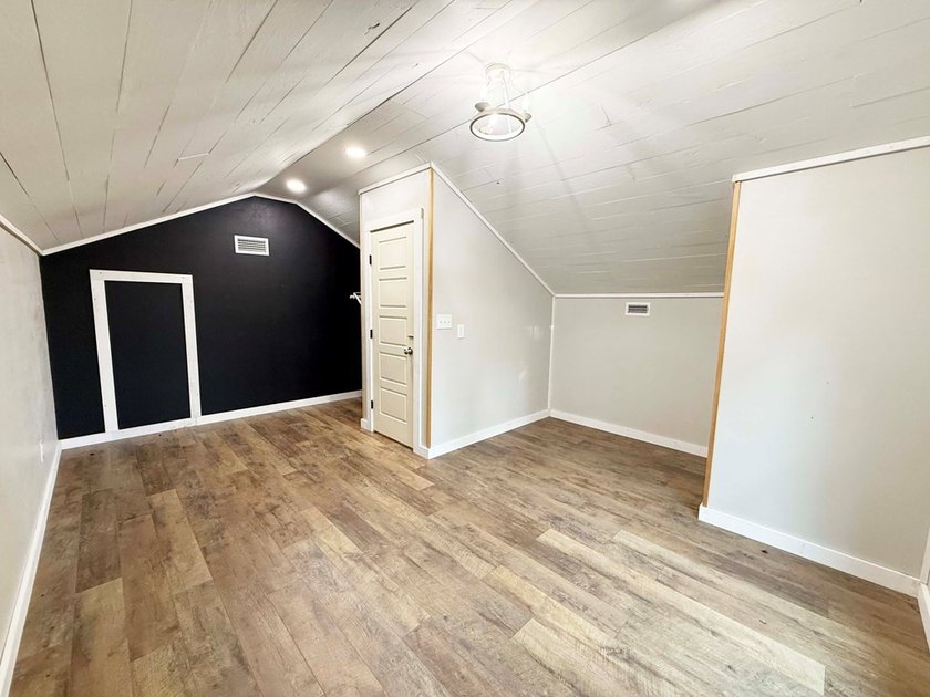 Enjoy the Rayburn Country lifestyle in this beautiful partially - photo 24