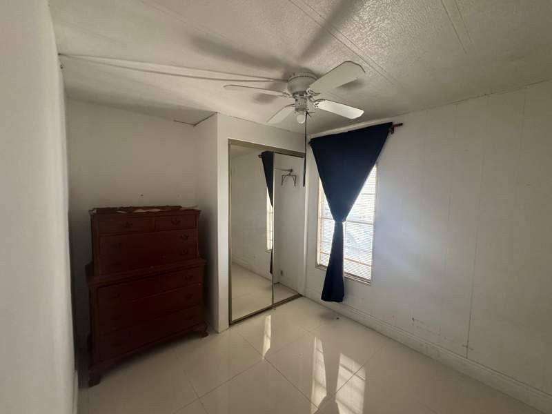Welcome to this charming 3 bedroom, 2 bathroom manufactured - photo 6