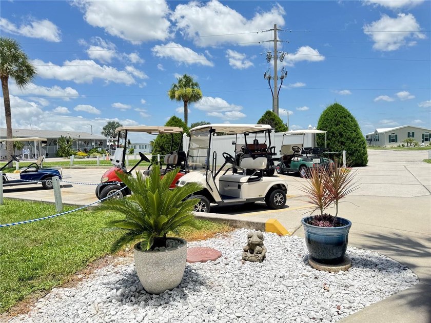 Cute as a button and fully furnished! Move-in ready, priced to - photo 44