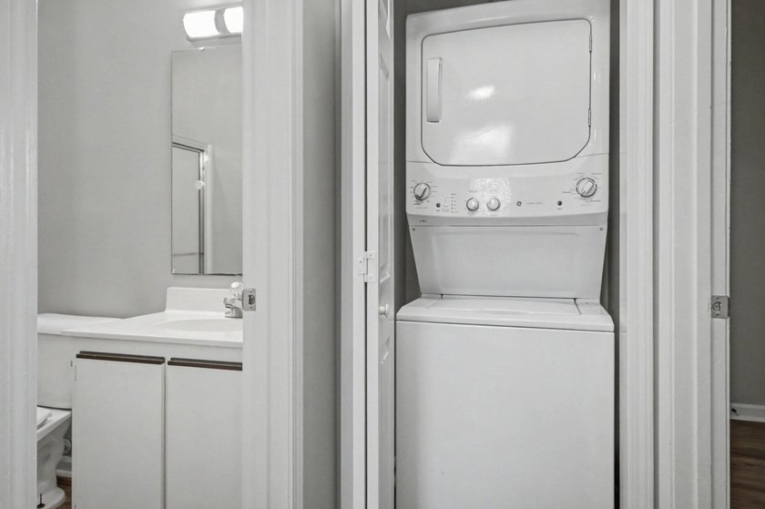 Welcome to this well-maintained and conveniently located - photo 19