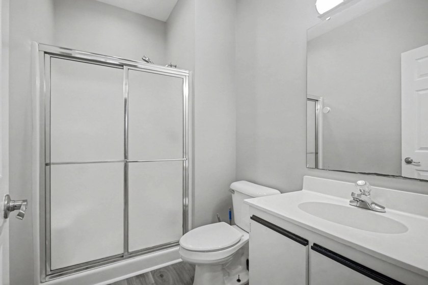 Welcome to this well-maintained and conveniently located - photo 20